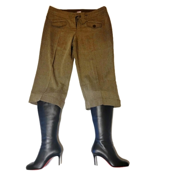 No boundaries Knee knockers. Brown with fashion pockets on front. Missin… - Picture 1 of 3